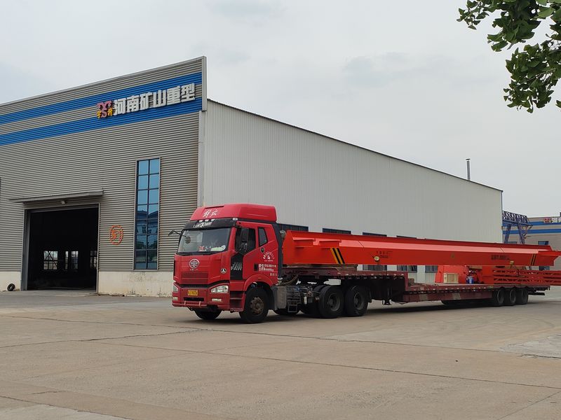 電動葫蘆門式起重機(jī) MHxh10t—20m 制作完成，發(fā)往新疆交付客戶使用。